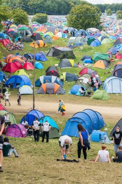 0035 Leeds Festival campers well and truly settled in 