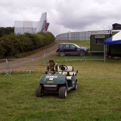 Jamie is confused backstage at Leeds Festival 