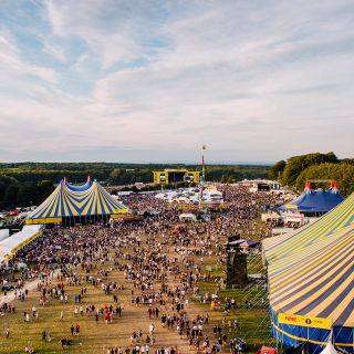 2013 Reading and Leeds Festival filling up fast!