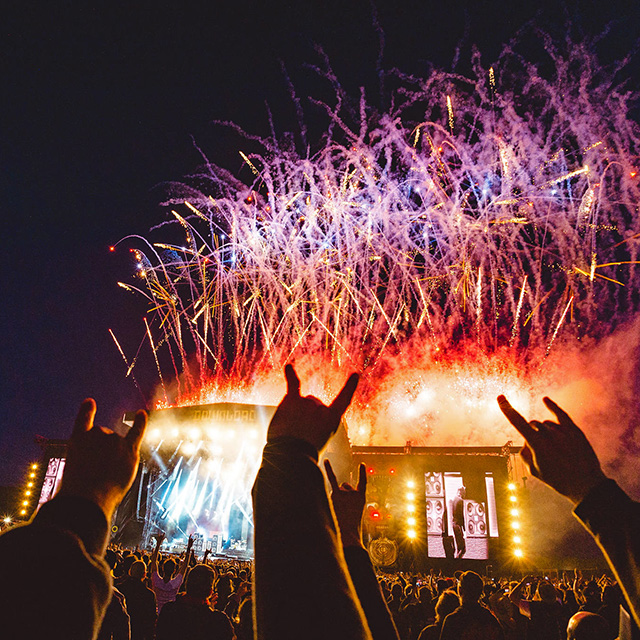 2019 Download Festival volunteer shifts, info pack, meal ordering!