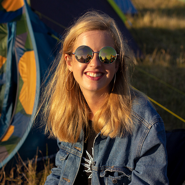 2019 festival volunteer photographer applications for Camp Bestival, Reading Festival and Leeds Festival!