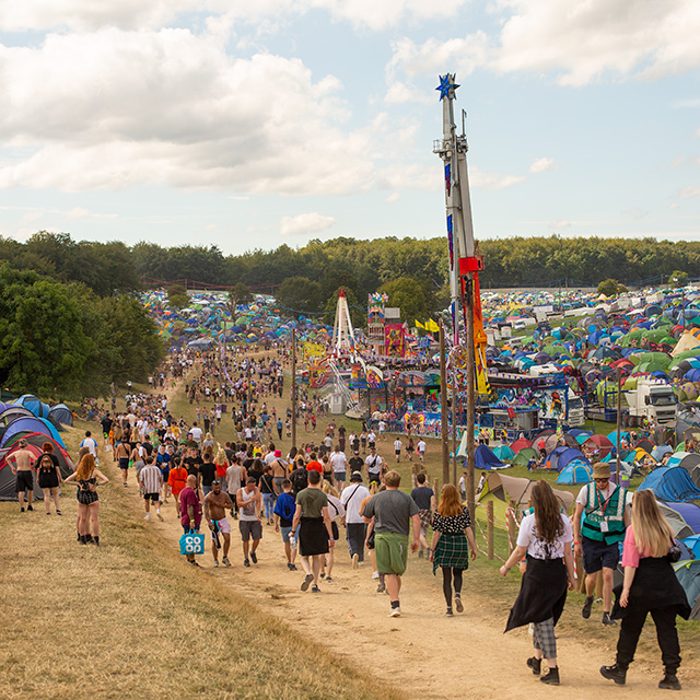 A huge thank you to our amazing 2019 Reading and Leeds staff and volunteers! Please send us your feedback!