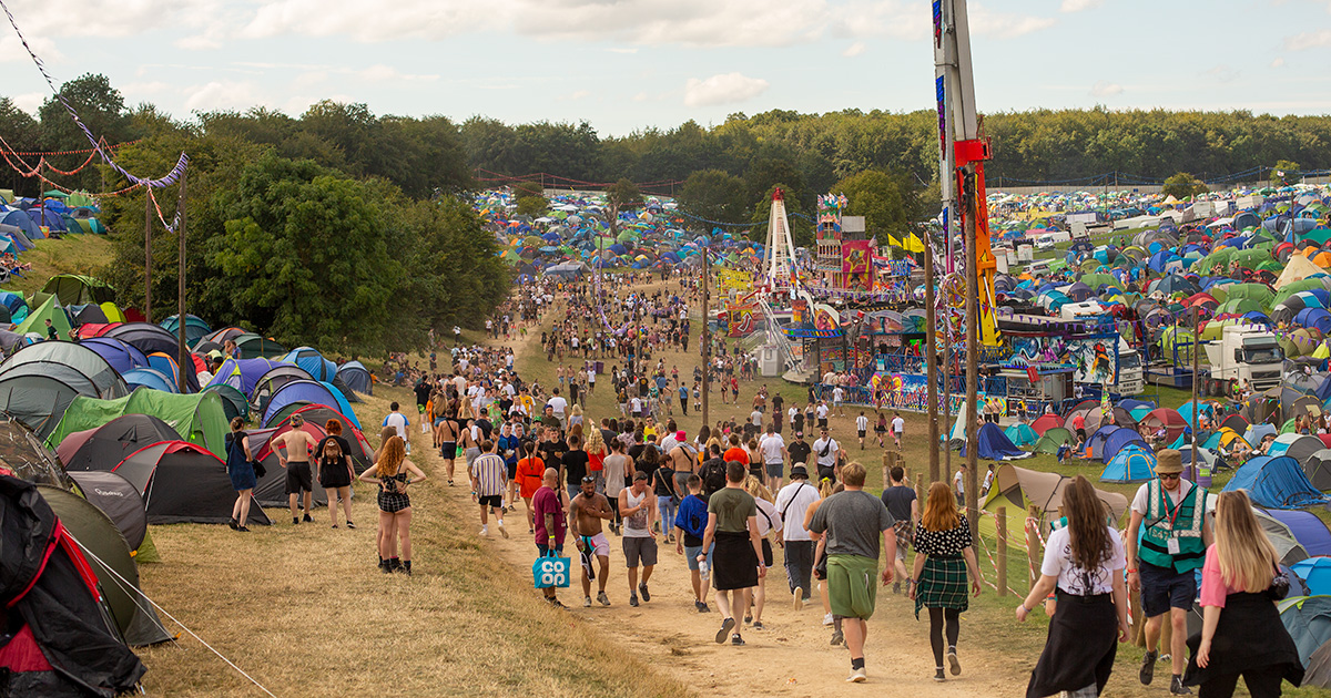 A huge thank you to our amazing 2019 Reading and Leeds staff and volunteers! Please send us your feedback!