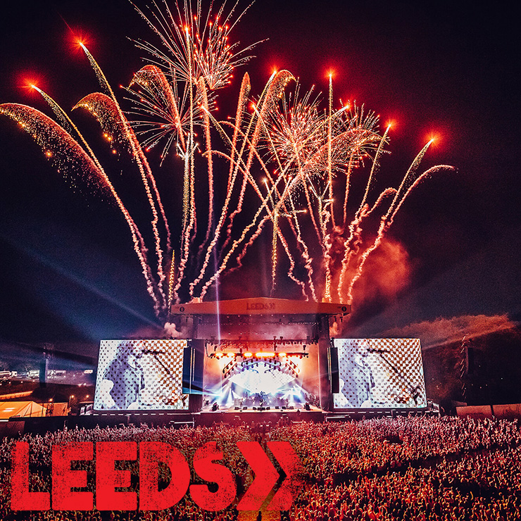 Volunteer at Leeds Festival with Hotbox Events - Stage photo with festival logo - v2022001 740PxSq72Dpi