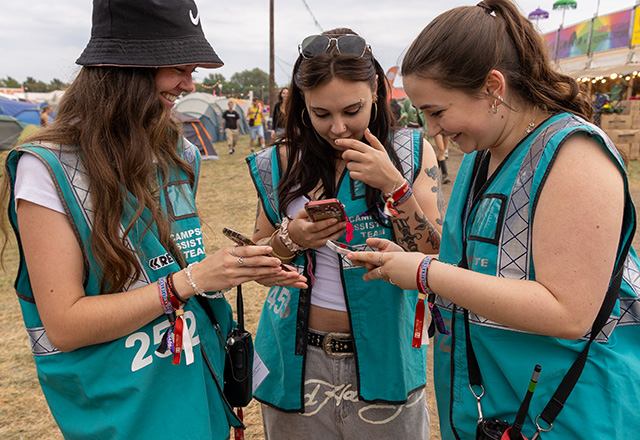 Reading and Leeds Festival volunteer shift patterns, meal voucher ordering, info and arrival!