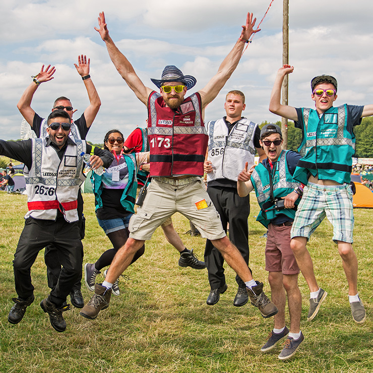 Volunteer at Leeds Festival 2022 with Hotbox Events - Campsite volunteers jumping - 2022-001 740PxSq72Dpi